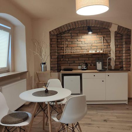 Apartamenty I Pokoje Goscinne "Wacus" Srebrna Góra エクステリア 写真