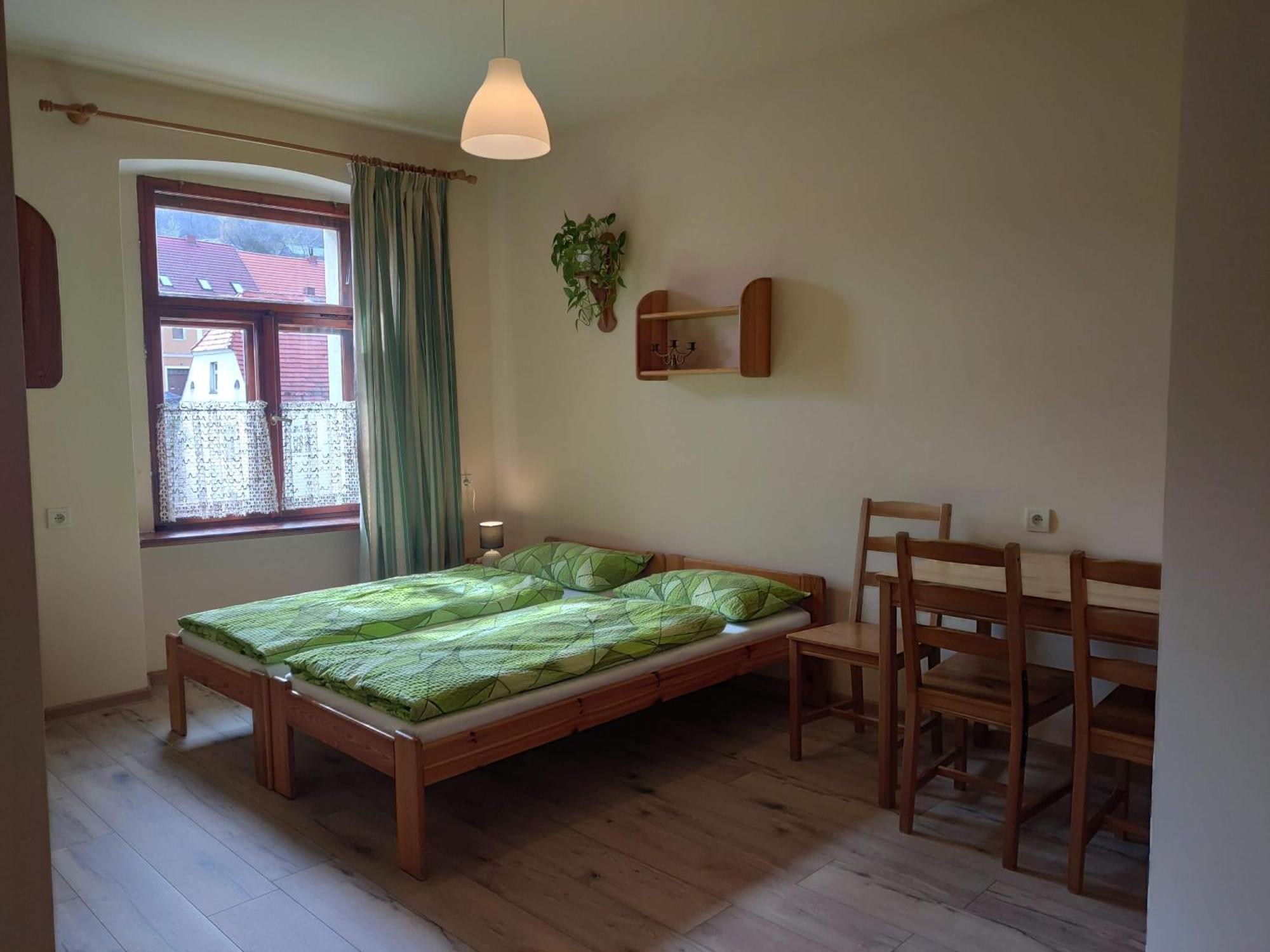 Apartamenty I Pokoje Goscinne "Wacus" Srebrna Góra エクステリア 写真