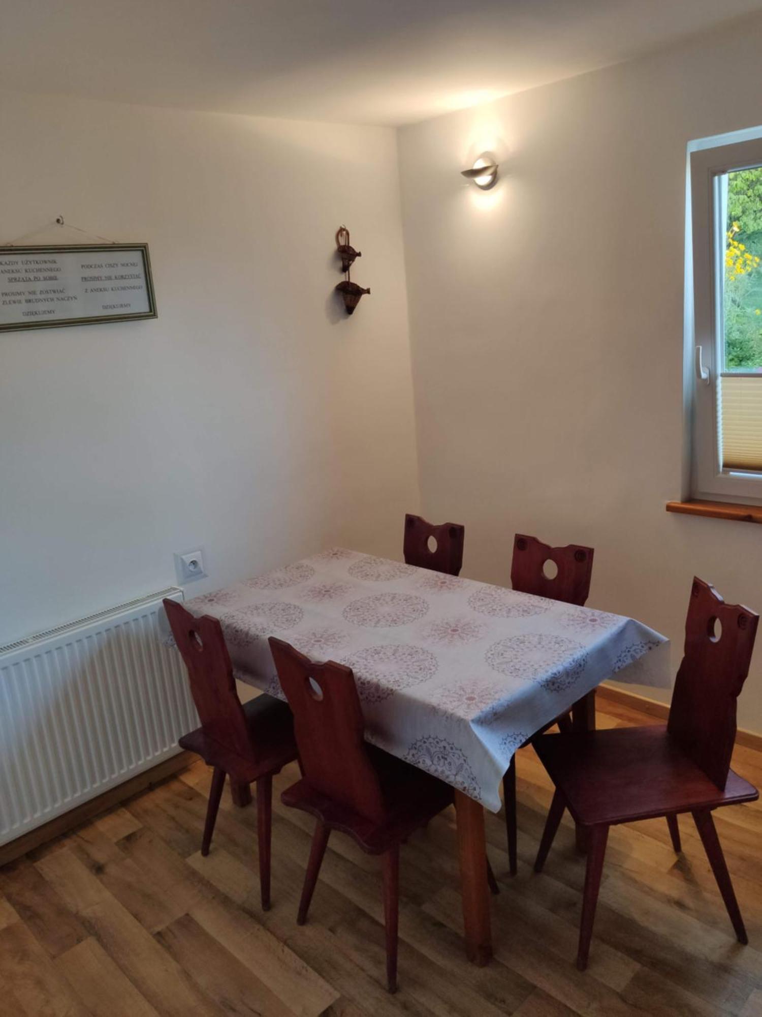 Apartamenty I Pokoje Goscinne "Wacus" Srebrna Góra エクステリア 写真
