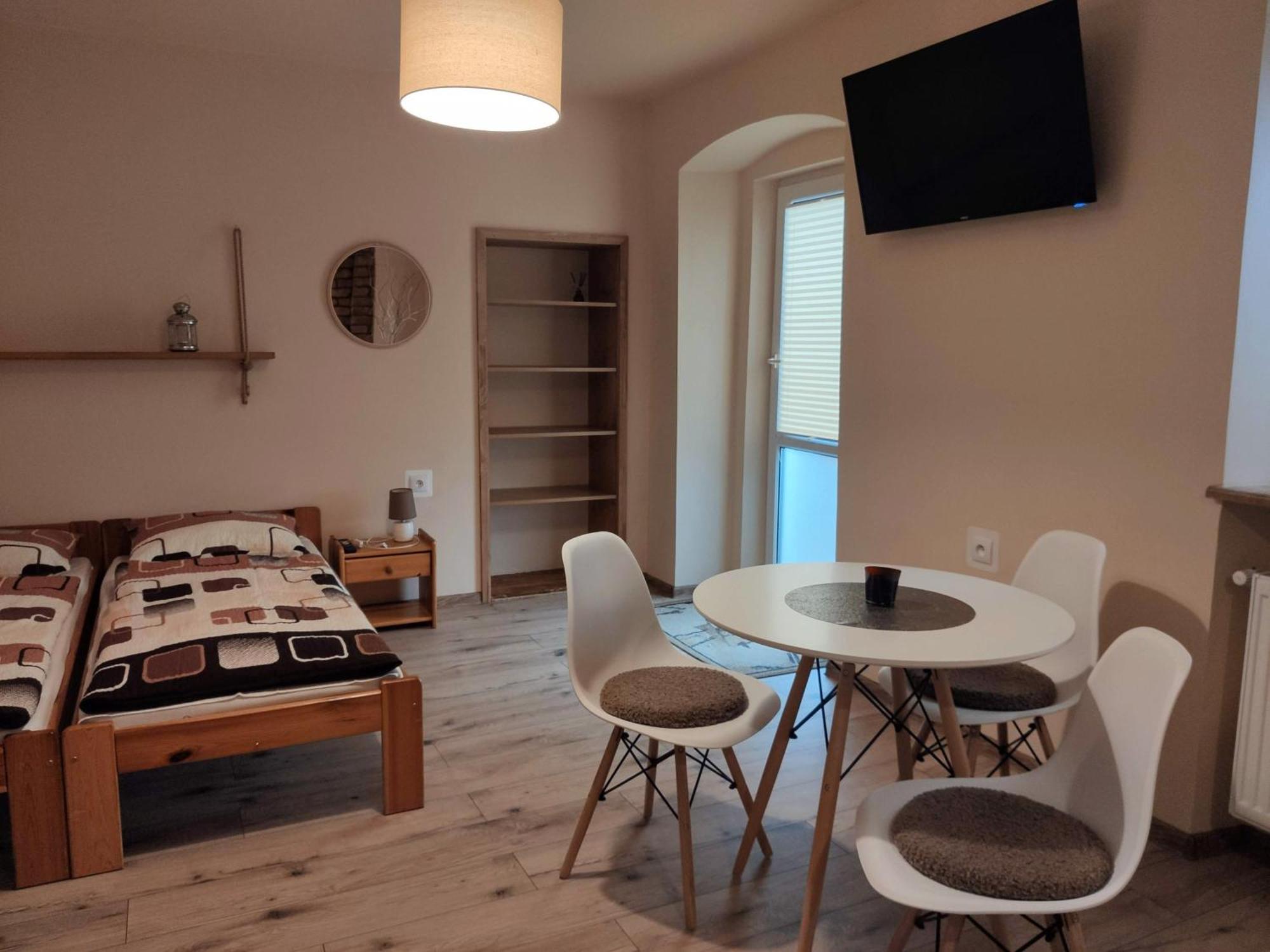 Apartamenty I Pokoje Goscinne "Wacus" Srebrna Góra エクステリア 写真