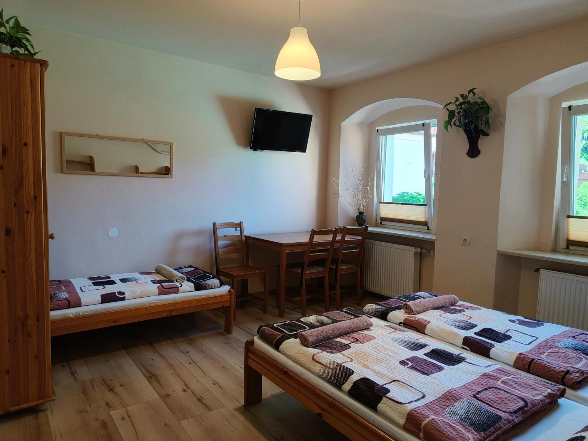 Apartamenty I Pokoje Goscinne "Wacus" Srebrna Góra エクステリア 写真